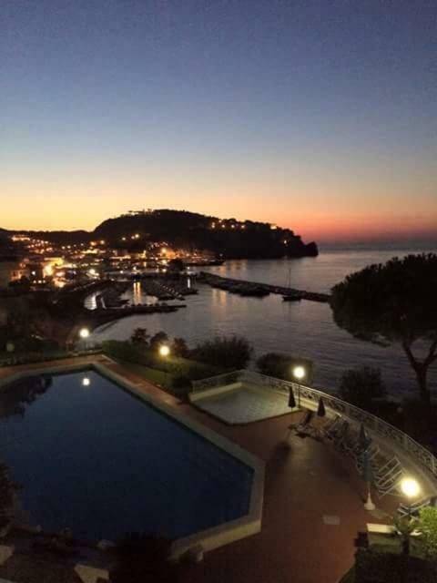 Ischia - Panoramic Apartment On The Sea Лакко-Амено Экстерьер фото