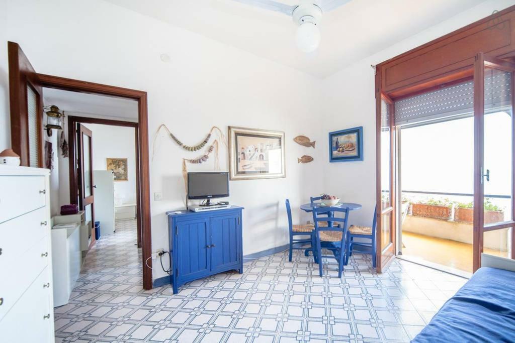 Ischia - Panoramic Apartment On The Sea Лакко-Амено Экстерьер фото